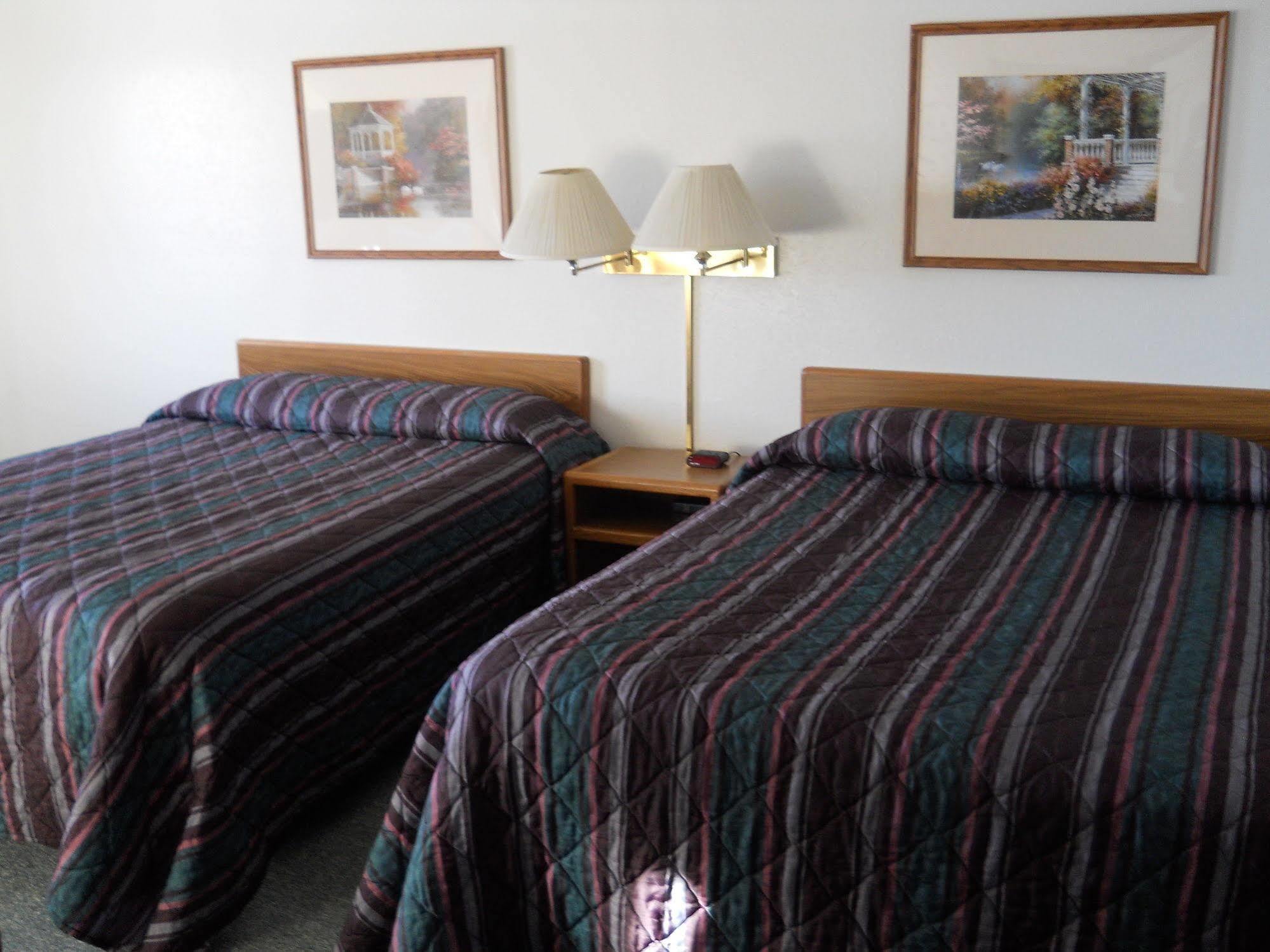 Econo Lodge - Valley City Esterno foto